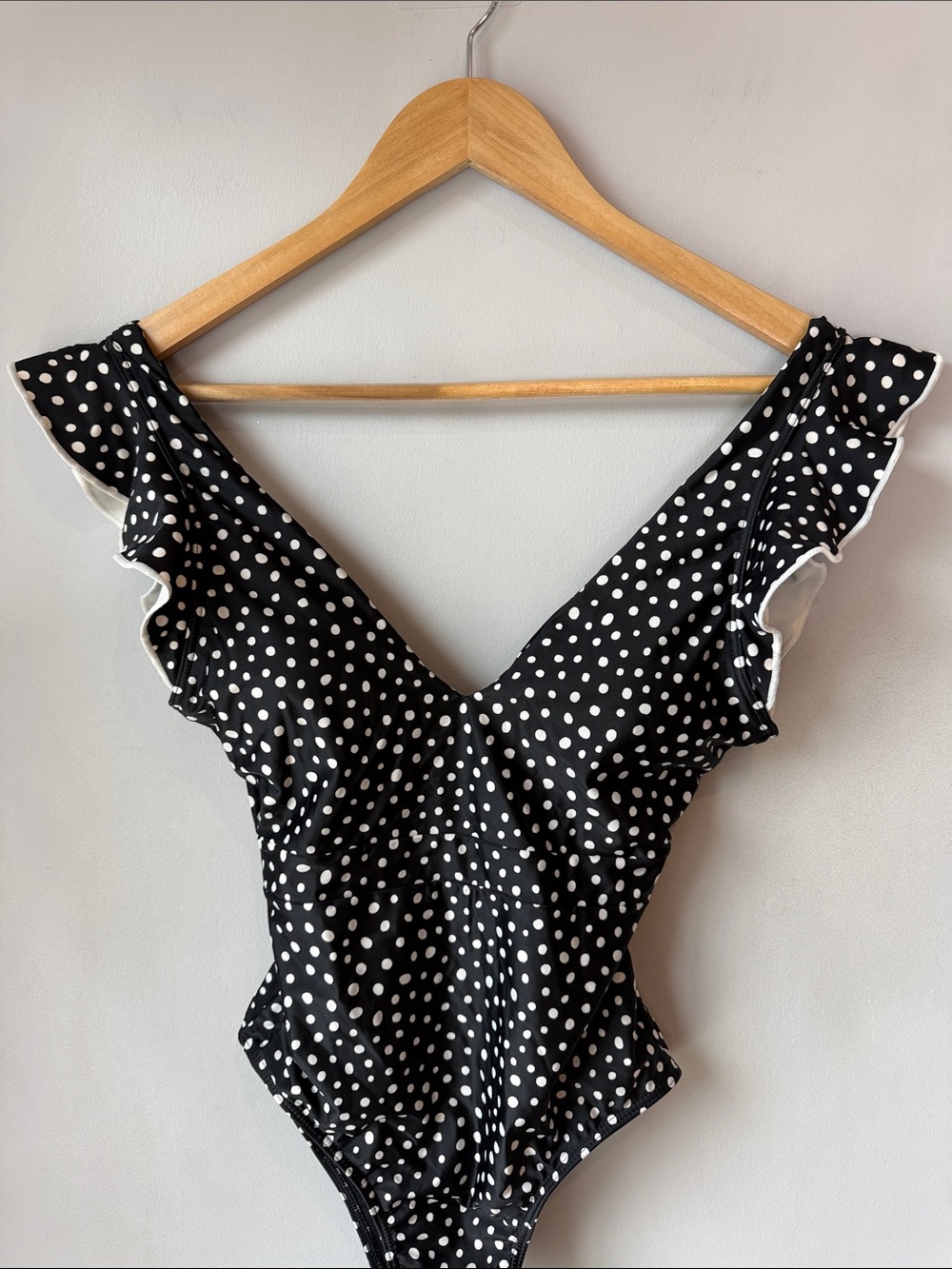 Summersalt The Ruffle Backflip One Piece Swimsuit On The Dot - Picture 4 of 7